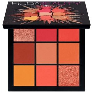 HUDA BEAUTY Palette